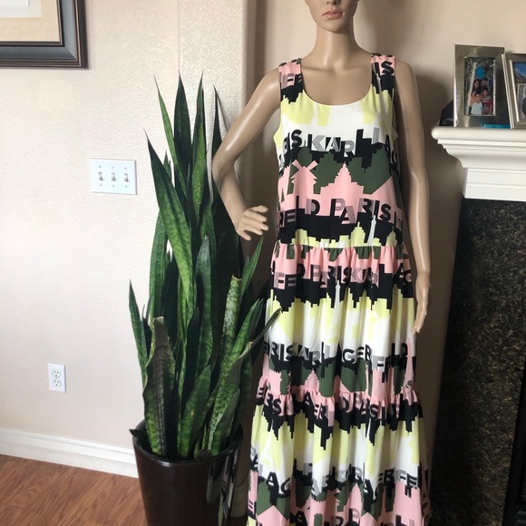 Karl Lagerfeld - Picture 2 of 5